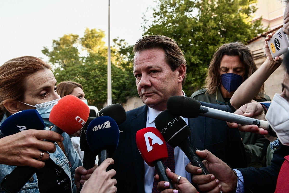 «Μόλις μπήκαμε στο αυτοκίνητο μου έριξε την πρώτη μπουνιά στο πρόσωπο» - Η κατάθεση της συζύγου του Απόστολου Λύτρα