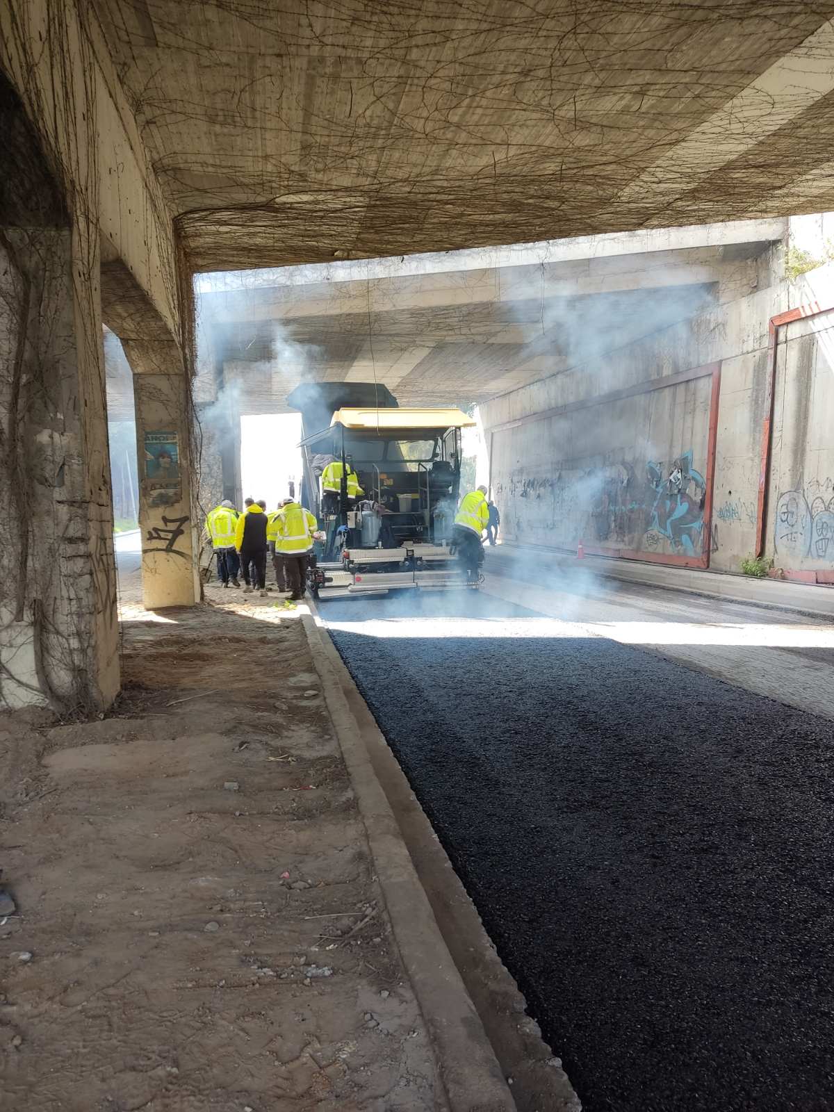 Ασφαλτόστρωση με ανακυκλωμένο υλικόαπό την Μητροπολιτική Ενότητα Θεσσαλονίκης