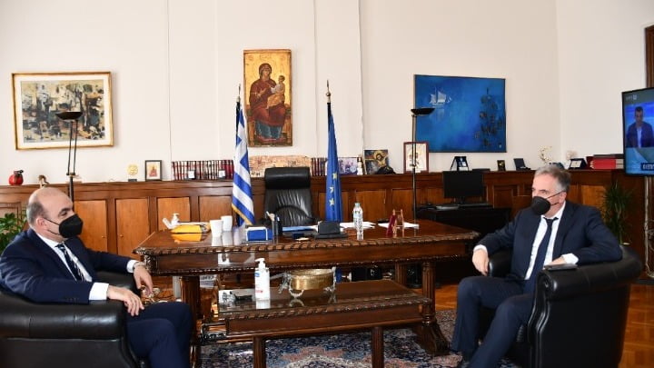 Συνάντηση Στ.Καλαφάτη με τον νέο πρόεδρο της ΚΕΕΕ Γ.Μασούτη