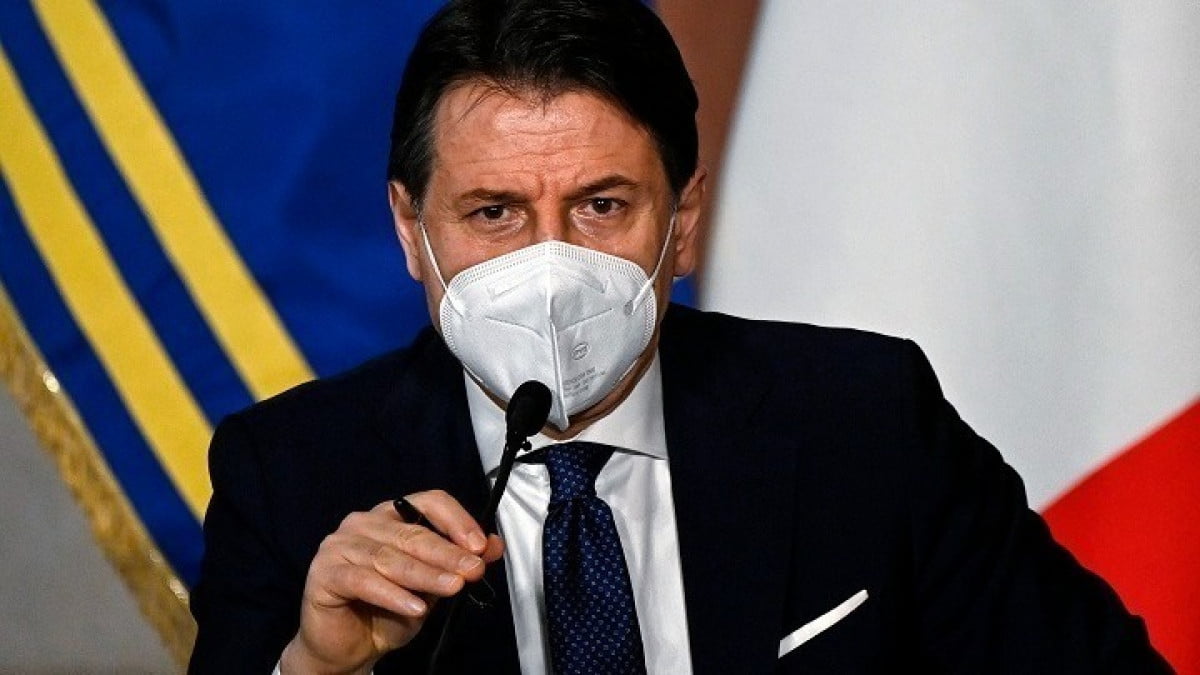 Κόντε: Είμαστε κατά της αύξησης των αμυντικών δαπανών