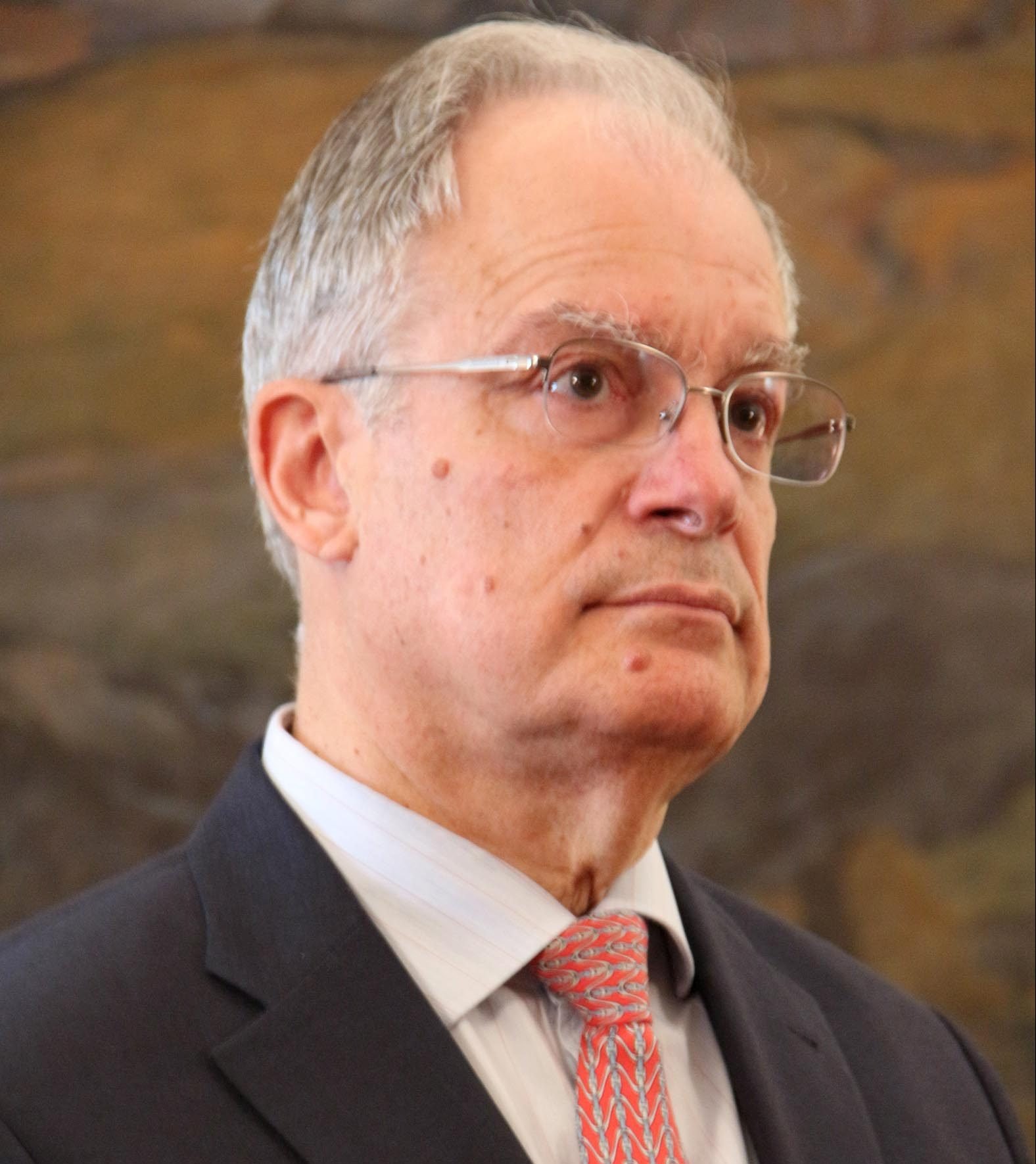 Θετικός στον κορoνοϊό με ελαφρά συμπτώματα ο Πρόεδρος της Βουλής