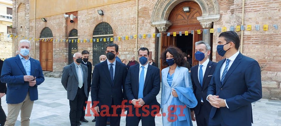 Με μπλε αποχρώσεις τίμησε την επέτειο της 25ης Μαρτίου η Βούλα Πατουλίδου