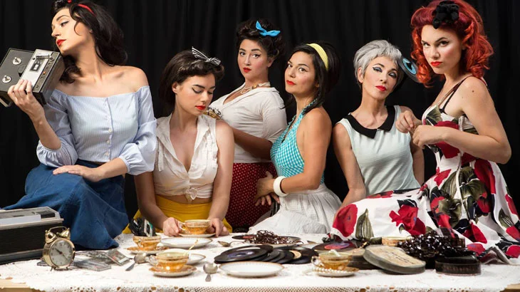 Οι StringLess Γιορτάζουν τα 10 Χρόνια τους Live στο Block 33