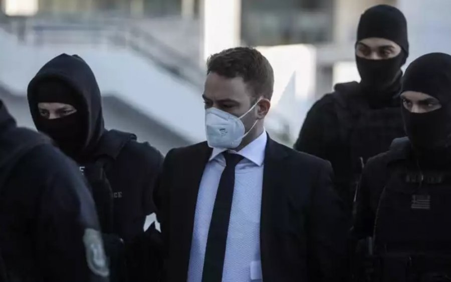 Διεκόπη για τις 12 Απριλίου η δίκη Αναγνωστόπουλου- Δήλωσε «έγγαμος και χήρος»