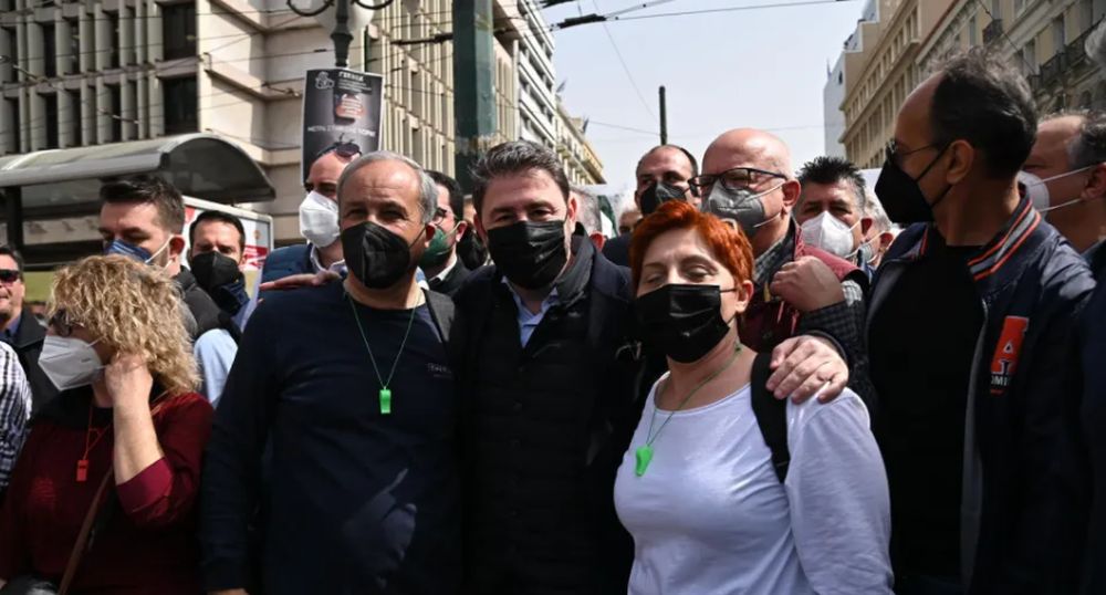 Ανδρουλάκης: Πήγε στην συγκέντρωση ΓΣΕΕ- ΑΔΕΔΥ – Ζήτησε μείωση ΦΠΑ στα βασικά αγαθά 