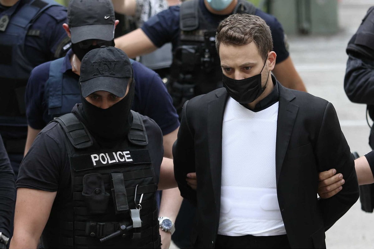 Στις 8 Μαρτίου η δίκη του Μπάμπη Αναγνωστόπουλου – Ποια θα είναι η υπερασπιστική γραμμή του πιλότου