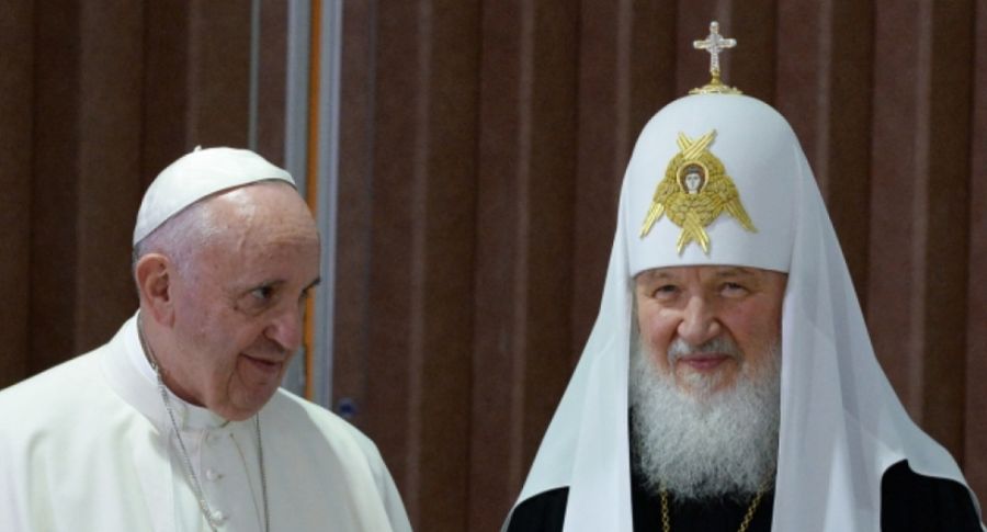 Πάπας Φραγκίσκος σε Πατριάρχη Κύριλλο: «Το Άγιο Πνεύμα ας μας κάνει ειρηνοποιούς για την Ουκρανία»