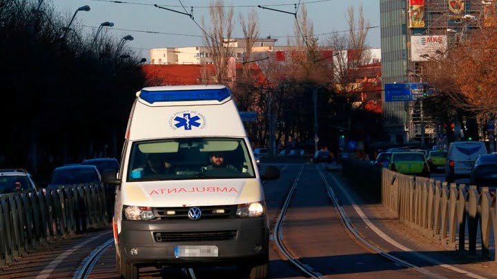 Ένας οδηγός σκοτώθηκε όταν έπεσε με το αυτοκίνητό του πάνω στην πύλη της πρεσβείας της Ρωσίας στο Βουκουρέστι