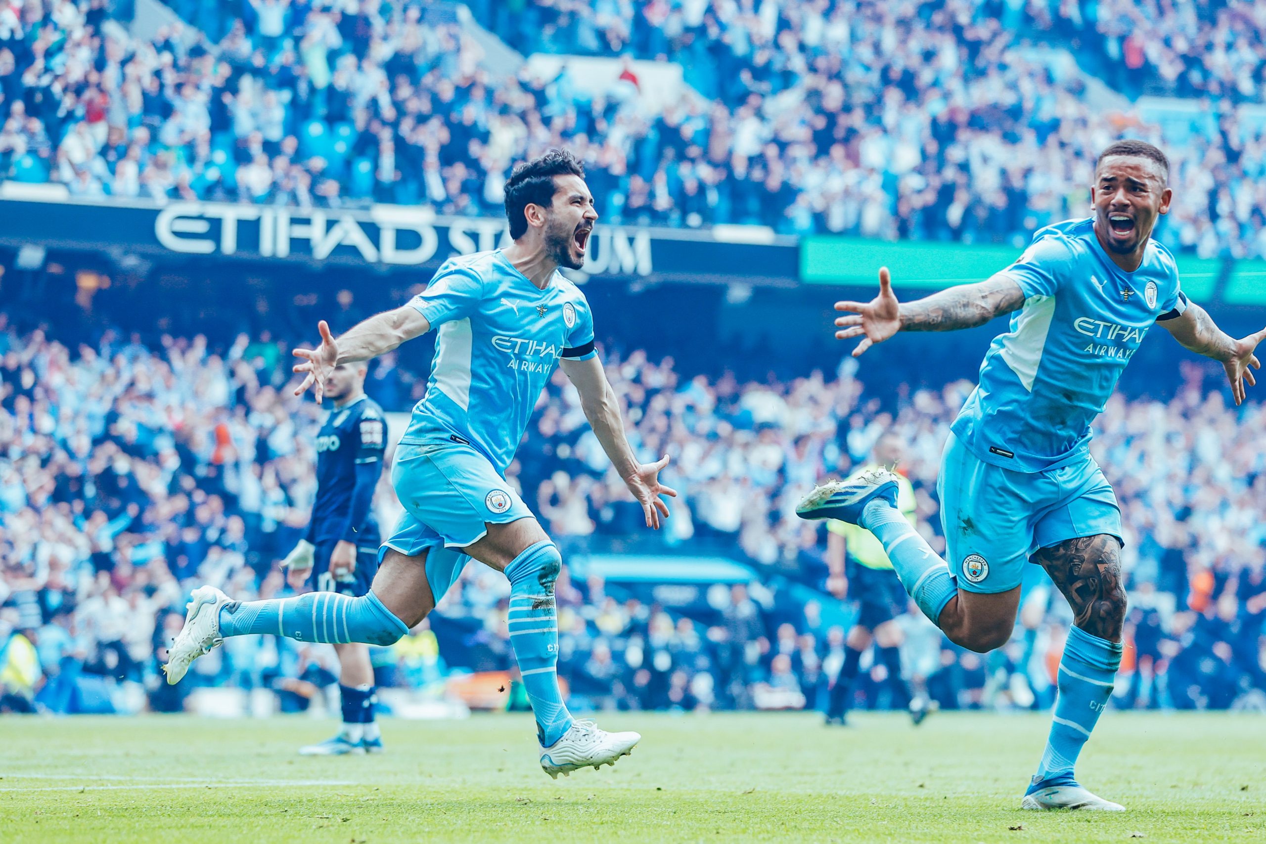 Η Μάντσεστερ Σίτι κατέκτησε την Premier League με “τρελή” ανατροπή