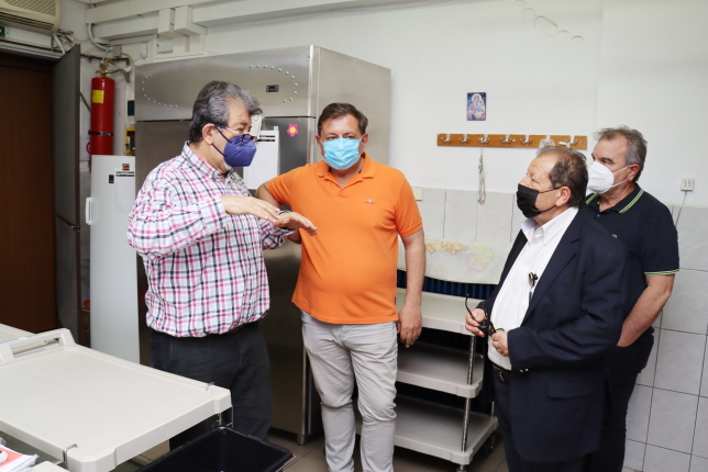 Επίσκεψη και ξενάγηση του δημάρχου Αιγιαλείας στις Κοινωνικές Δομές και Υπηρεσίες του Δ.Νεάπολης-Συκεών