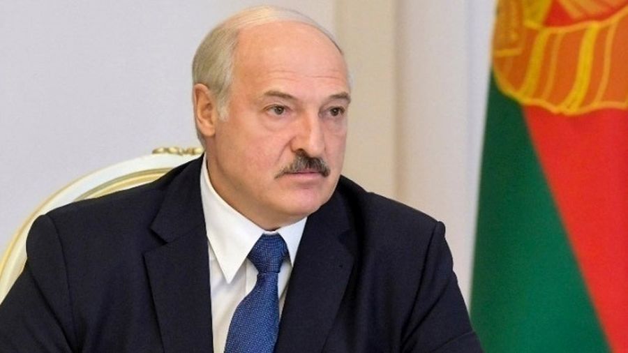 Λευκορωσία: Ο πρόεδρος Λουκασένκο ανακοίνωσε την αγορά S-400 και πυραύλων Iskander από τη Ρωσία