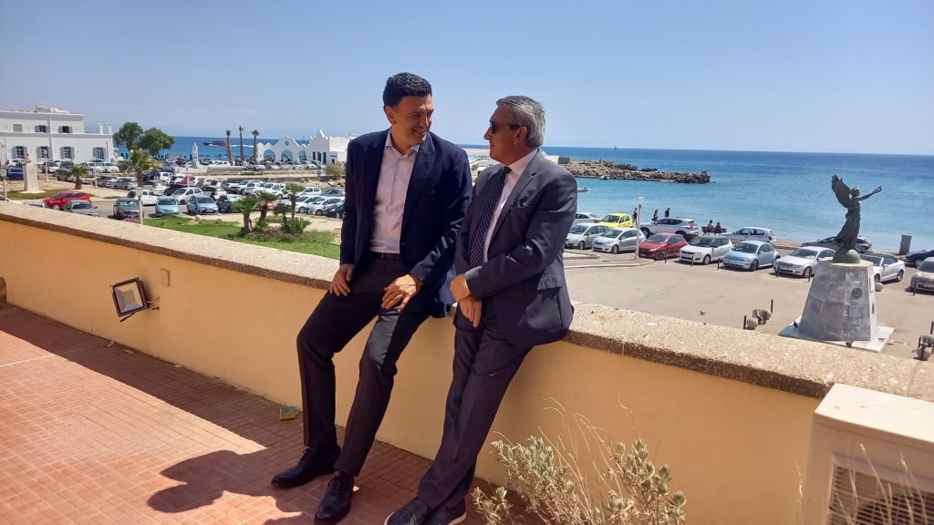 Συνάντηση Β. Κικίλια- Γ. Χατζημάρκου στη Ρόδο: 6,5% αύξηση στις αφίξεις τον Μάιο συγκριτικά με το 2019