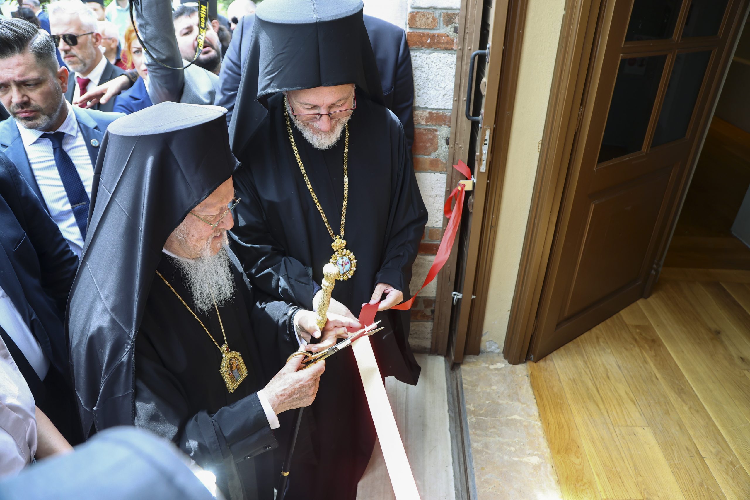 Θεσσαλονίκη: Έκθεση φωτογραφίας εγκαινίασε ο Οικουμενικός Πατριάρχης Βαρθολομαίος στη Μονή Βλατάδων