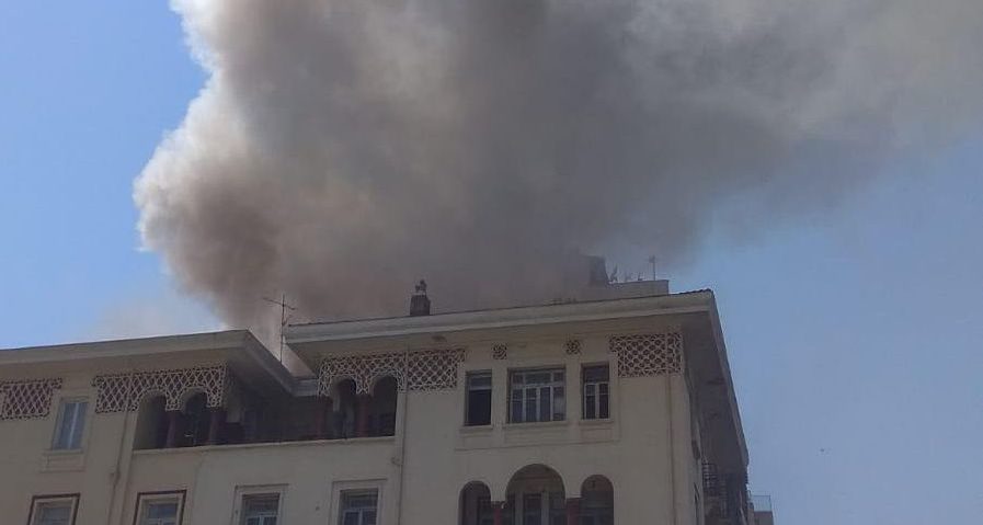 Πυρκαγιά στο κτίριο του ΒΕΘ: Δύο διασωληνωμένοι- 13 άτομα στο νοσοκομείο (φωτο)