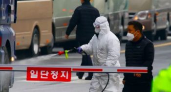 Β. Κορέα: Οι αρχές κατηγόρησαν «ξένα αντικείμενα» για το ξέσπασμα της επιδημίας covid στη χώρα