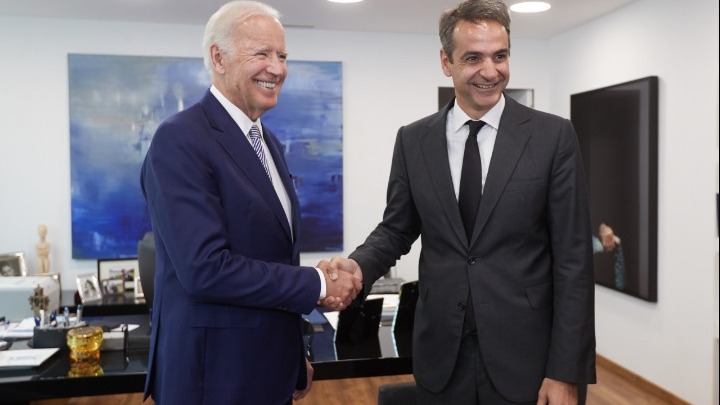 Αύριο το βράδυ η συνάντηση Μητσοτάκη-Μπάιντεν