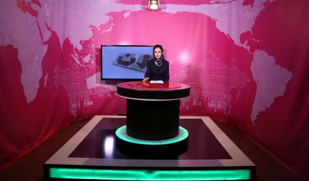 Αφγανιστάν: Οι τηλεπαρουσιάστριες αψηφούν την εντολή των Ταλιμπάν να καλύπτουν τα πρόσωπά τους
