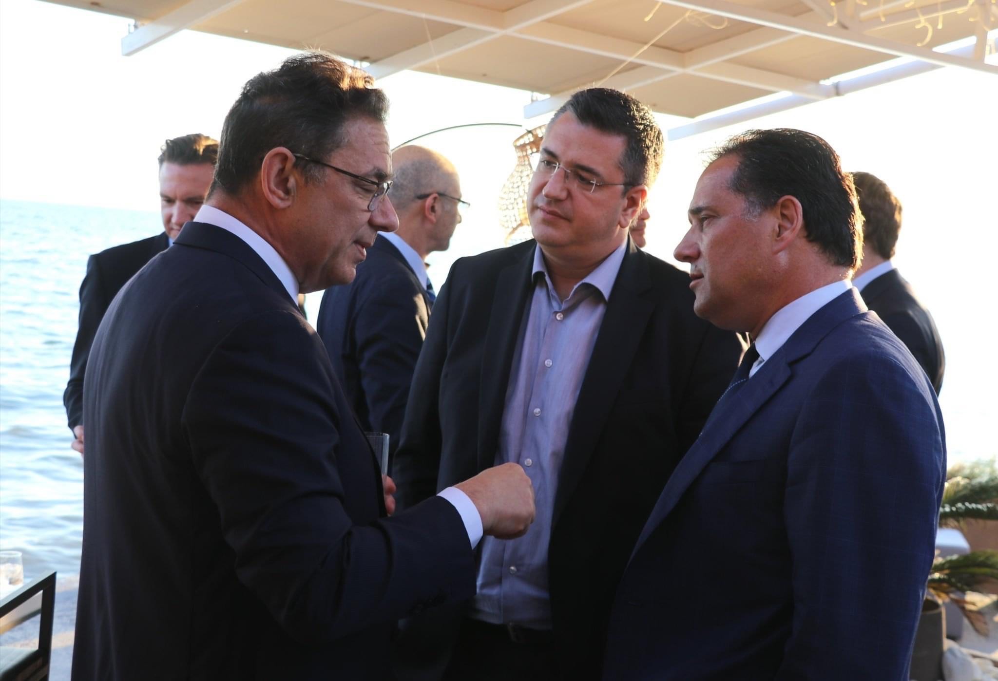 Το γεύμα της παγκόσμια ηγεσίας της Pfizer στη Θεσσαλονίκη 