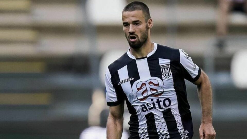 Μπότο για μεταγραφή Ρέντε: «Σε διακοπές ο διευθυντής της Χέρακλες, δεν έχει απαντήσει στις κλήσεις μας»