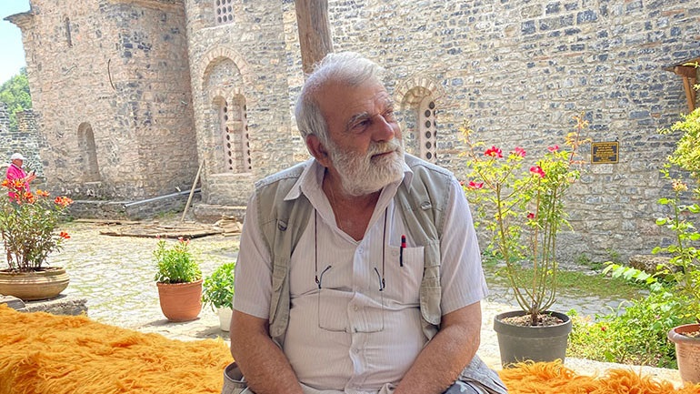  Ο 70χρονος αρχιτέκτονας που αναστήλωσε πάνω από 100 θρησκευτικά μνημεία σε όλη τη χώρα