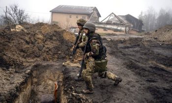 Ουκρανία: Ρωσικές δυνάμεις έχουν περικυκλώσει την πόλη Λισιτσάνσκ