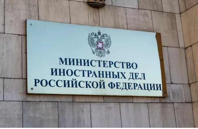 Η Ρωσία απελαύνει 8 Έλληνες διπλωμάτες – Η απάντηση της Αθήνας