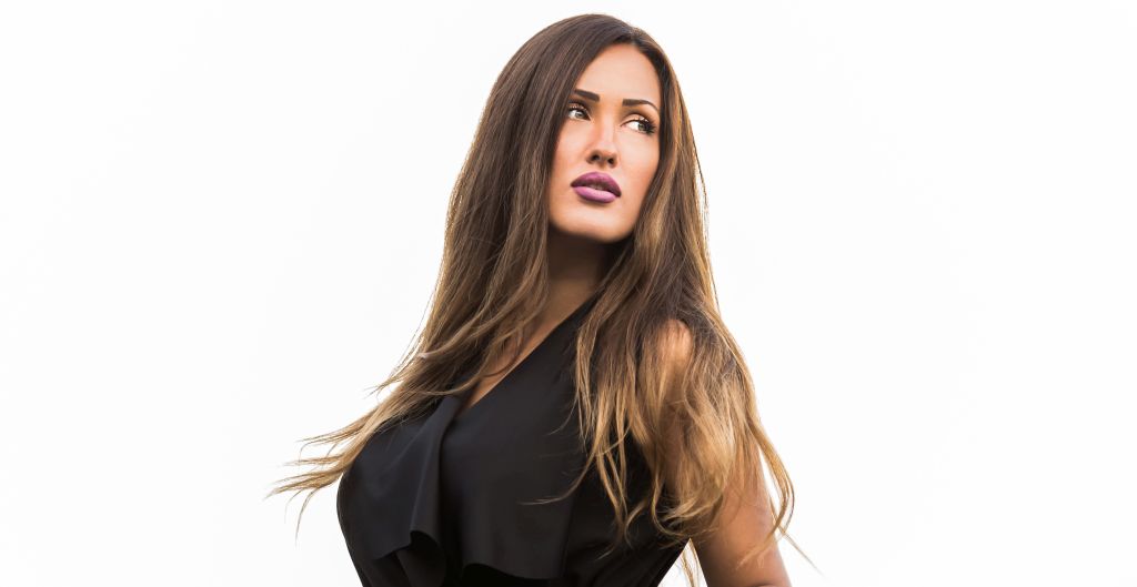 Η μούσα του Θερμαϊκού, Νάσια Συρράκου στην «Κ»: «Η νύχτα θέλει γερό στομάχι και υπομονή»