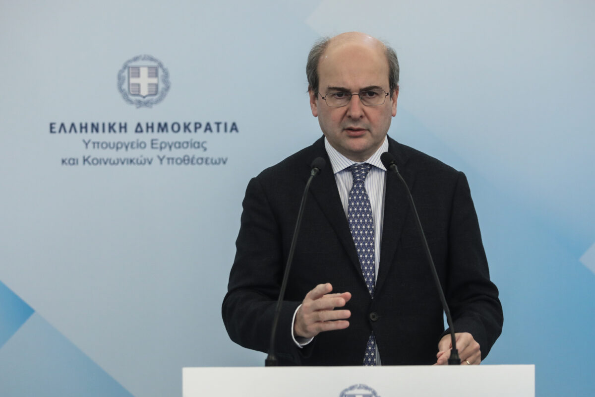 Κ.Χατζηδάκης: Θετικός στον κορονοϊό ο υπουργός – Τι ανέφερε σε ανάρτησή του