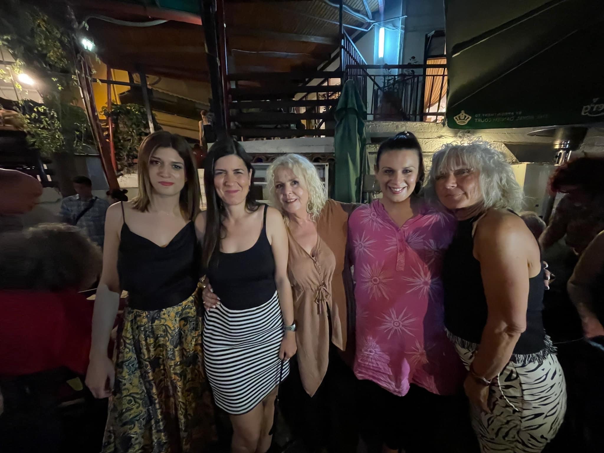 Ευχάριστη… νότα με τραπέζι σε φίλους από τη K. Νοτοπούλου