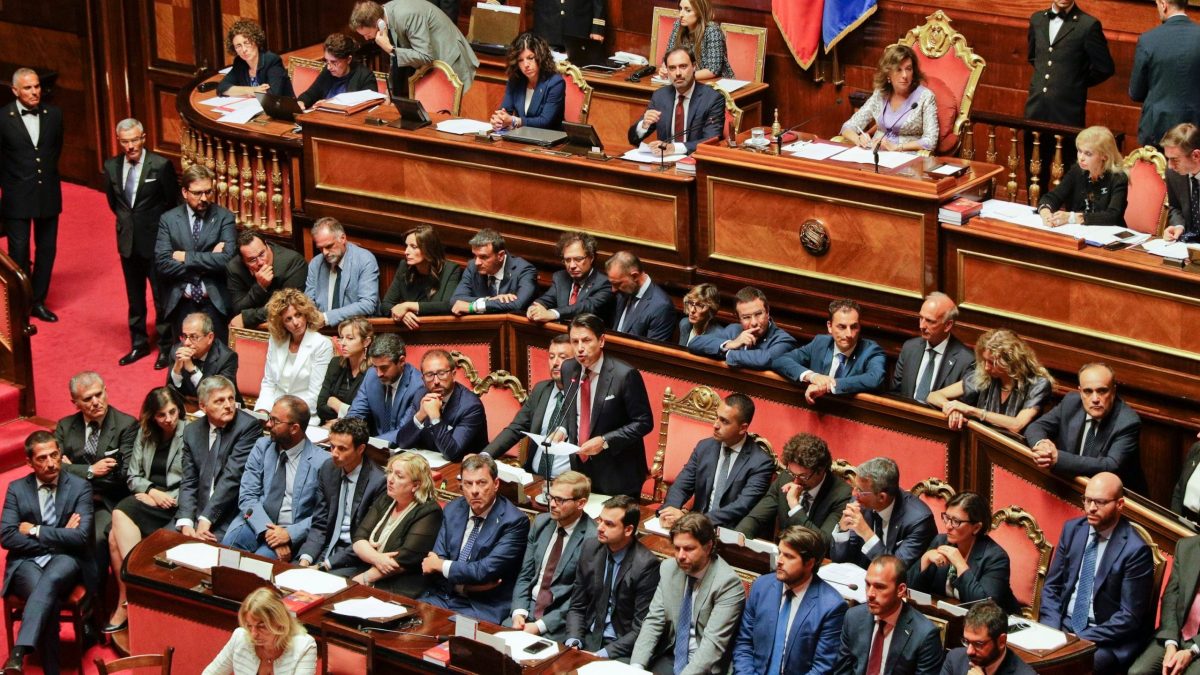 Ιταλία: Αντιμέτωπη με την κατάρρευση η κυβέρνηση της χώρας