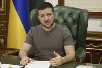 Ζελένσκι: Η ανοικοδόμηση της Ουκρανίας είναι καθήκον του δημοκρατικού κόσμου