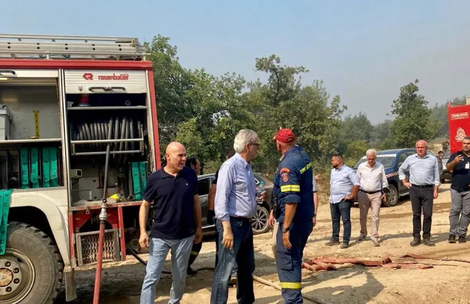 Στυλιανίδης για τη φωτιά στη Δαδιά: Είμαστε αποφασισμένοι να σώσουμε το Εθνικό Πάρκο