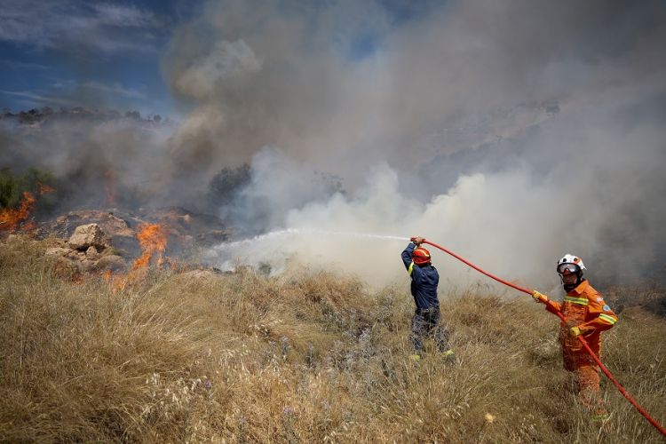 Φωτιά σε δασική έκταση στα Κουνινά Αχαΐας