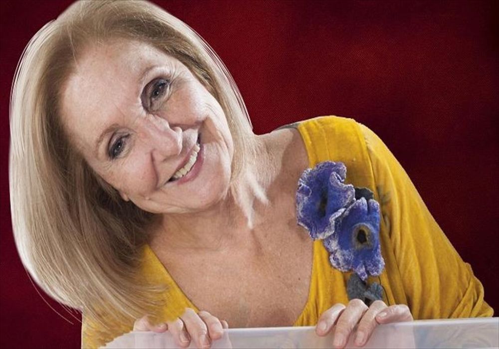 Κάρμεν Ρουγγέρη: Τα παιδιά πρέπει να αγαπήσουν το θέατρο!