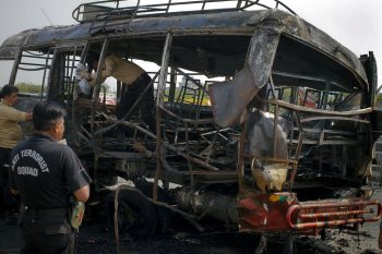 Πακιστάν: Πολύνεκρη τραγωδία με πτώση λεωφορείου σε φαράγγι