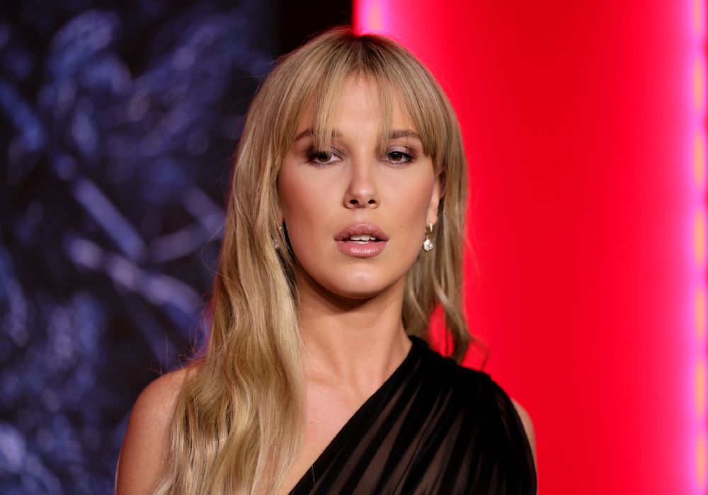 Μίλι Μπόμπι Μπράουν: Της δίνονται 10 εκ. δολάρια για τη συνέχεια της ταινίας «Enola Holmes»