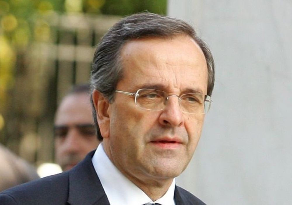 Παρών ο Σαμαράς απούσα η Ντόρα