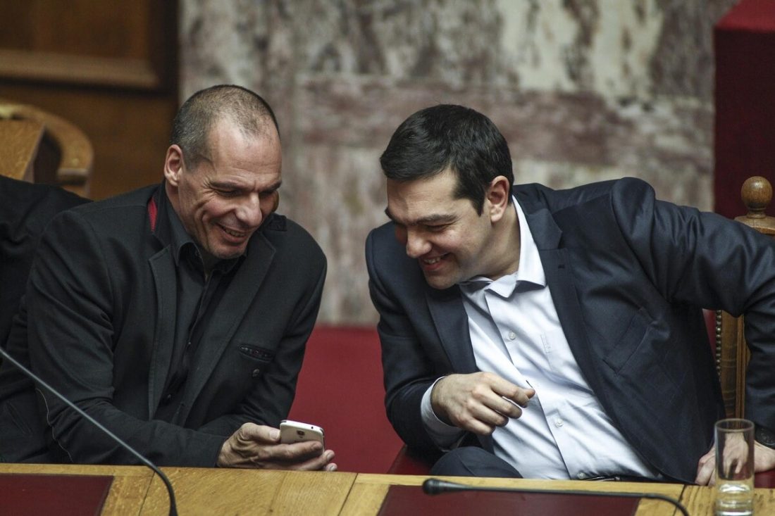 Ακονίζουν μαχαίρια στην αντιπολίτευση