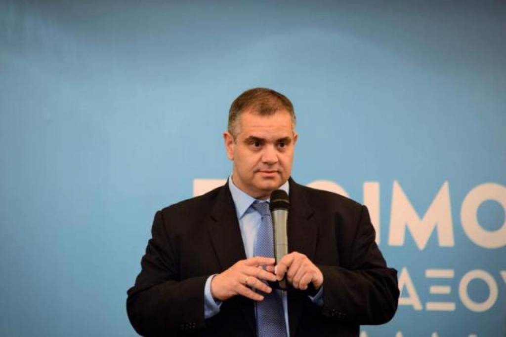 Ο B. Σπανάκης τα έβαλε με τους συναυλιακούς χώρους