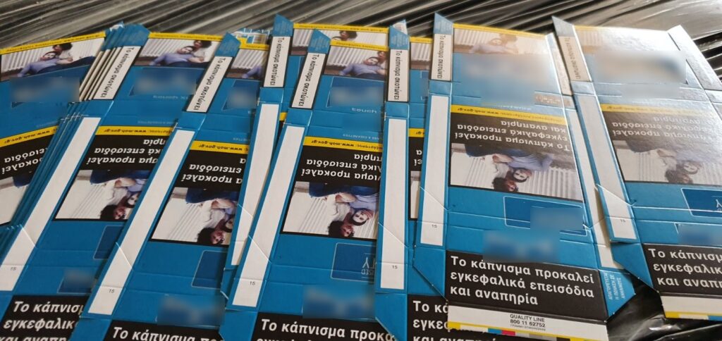Επτά τόνοι λαθραίου καπνού και 750.000 πακέτα τσιγάρα κατασχέθηκαν σε αστυνομική επιχείρηση (ΦΩΤΟ + Video)