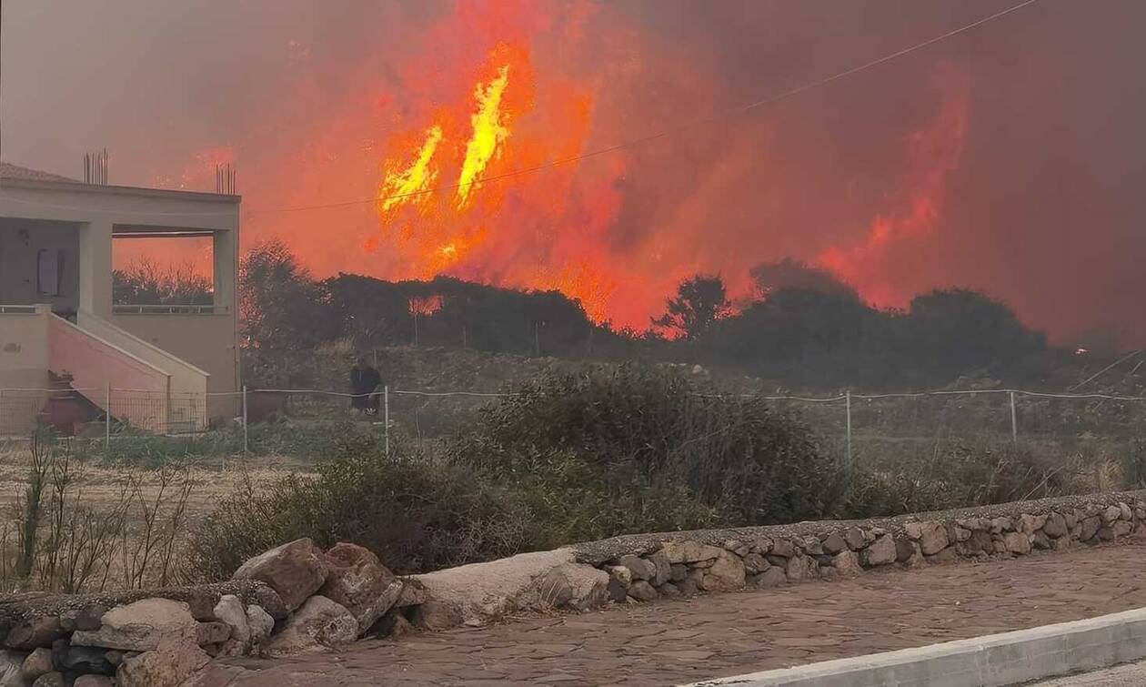 Φωτιά στη Λέσβο – Meteo: Η φωτιά στα Βατερά καθοδηγείται από τον άνεμο – Δυσμενείς οι συνθήκες