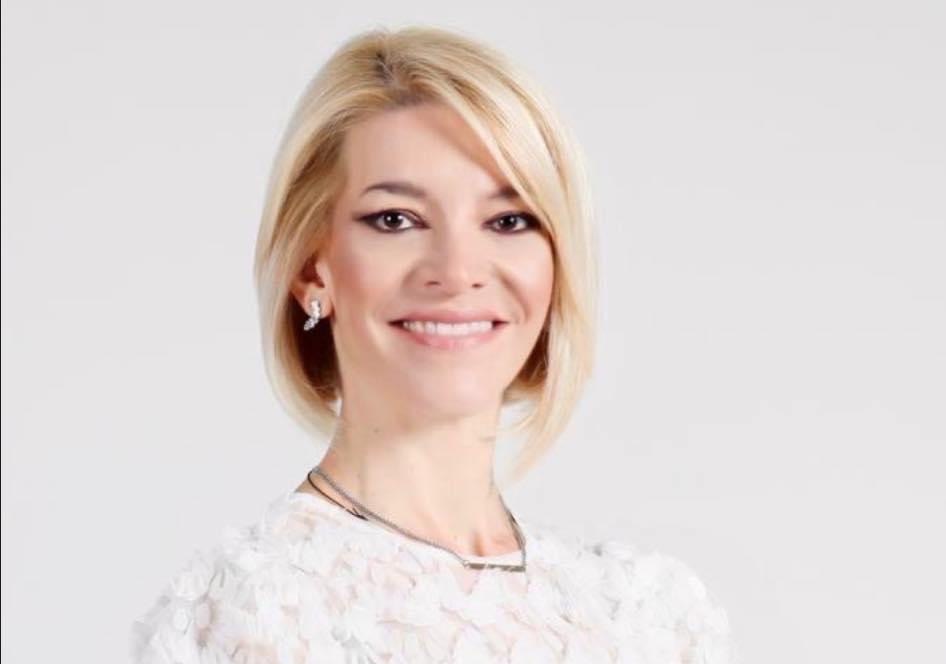 «Ιστορίες με… κάρυ» Αφροδίτη Νέστορα: Ως γυναίκες καλούμαστε και σήμερα να αποδείξουμε τα αυτονόητα