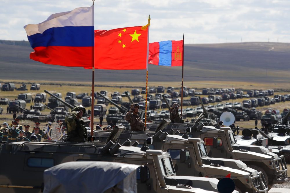 Η Κίνα θα στείλει στρατεύματα στη Ρωσία για την άσκηση «Βοστόκ»