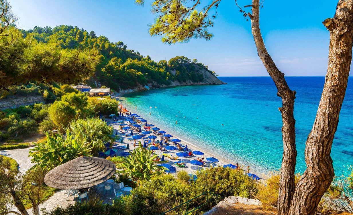 Ανάσα από τα vouchers σε Σάμο – Βόρεια Εύβοια