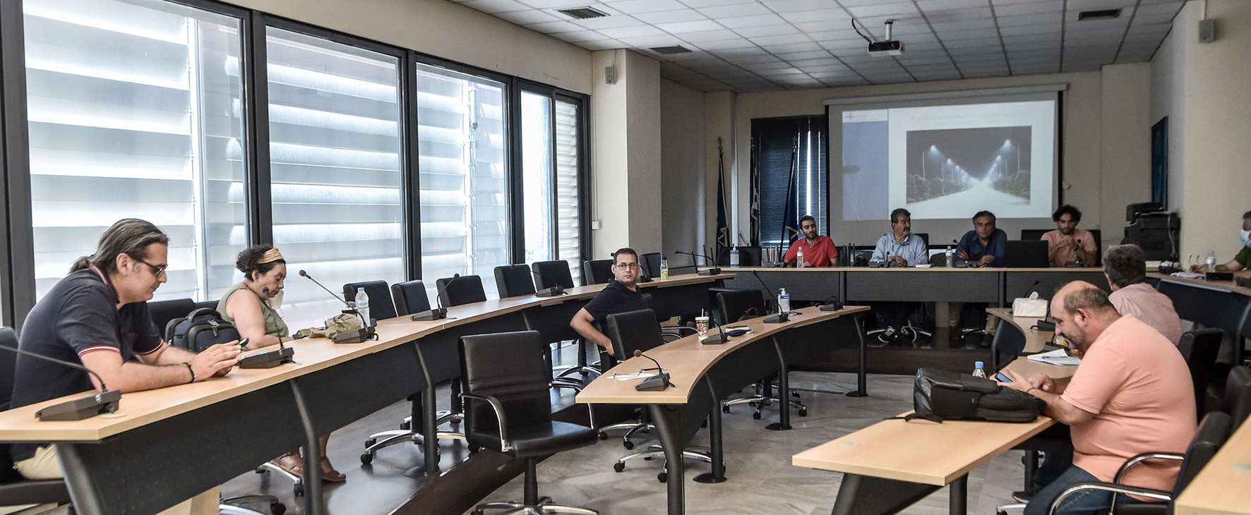 Αντικατάσταση όλων των λαμπτήρων φωτισμού σε δρόμους και πλατείες του δήμου Νεάπολης-Συκεών