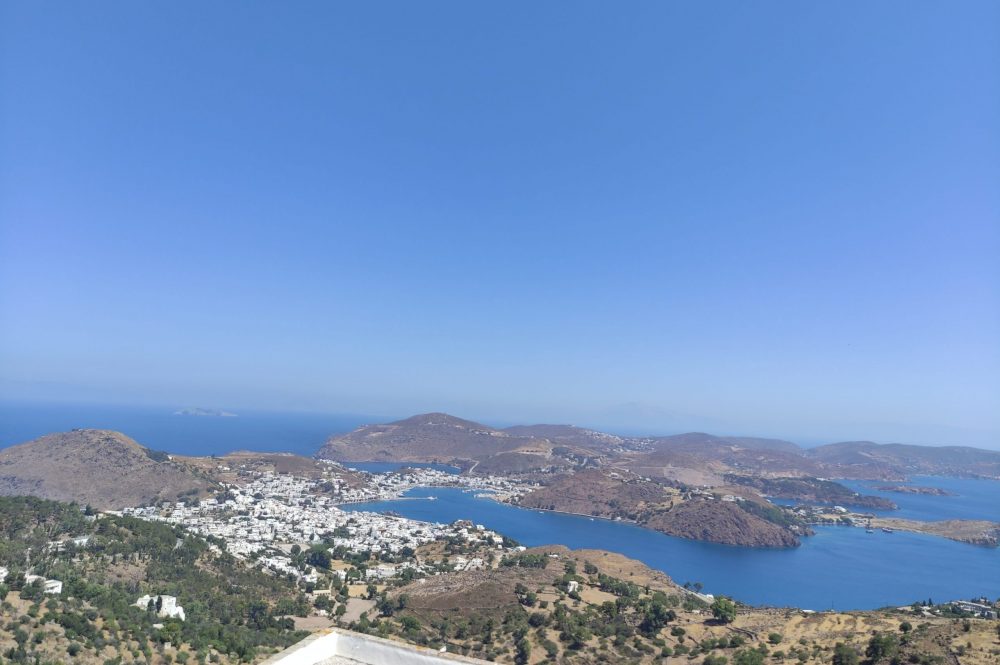 Πάτμος και Λειψοί οι τουριστικοί προορισμοί που ξεχωρίζουν για τα θρησκευτικά προσκυνήματα