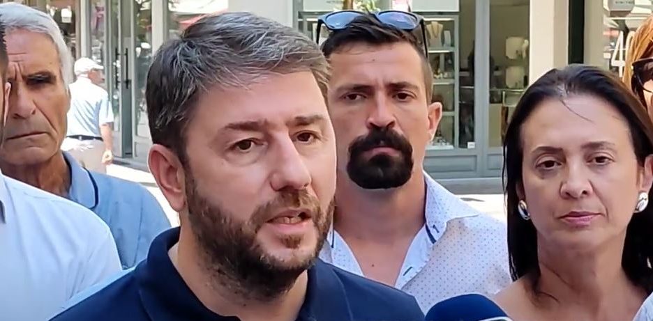 Περιοδεία N. Ανδρουλάκη στα Χανιά – Συνομιλίες με πολίτες και εμπόρους