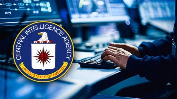 Δικηγόροι του Τζούλιαν Ασάνζ μηνύουν τη CIA για την παρακολούθησή τους