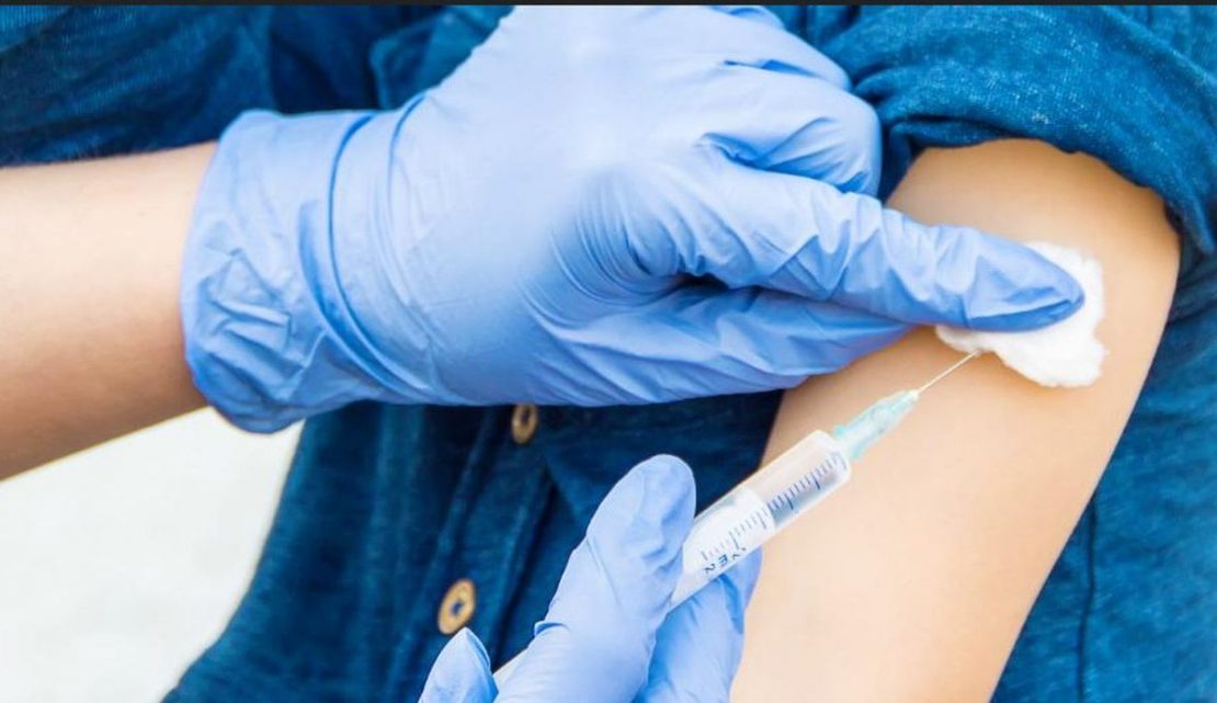 Εμβόλιο της γρίπης: Κρίσιμες ερωτήσεις και απαντήσεις από την Πρόεδρο της Εθνικής Επιτροπής Εμβολιασμών