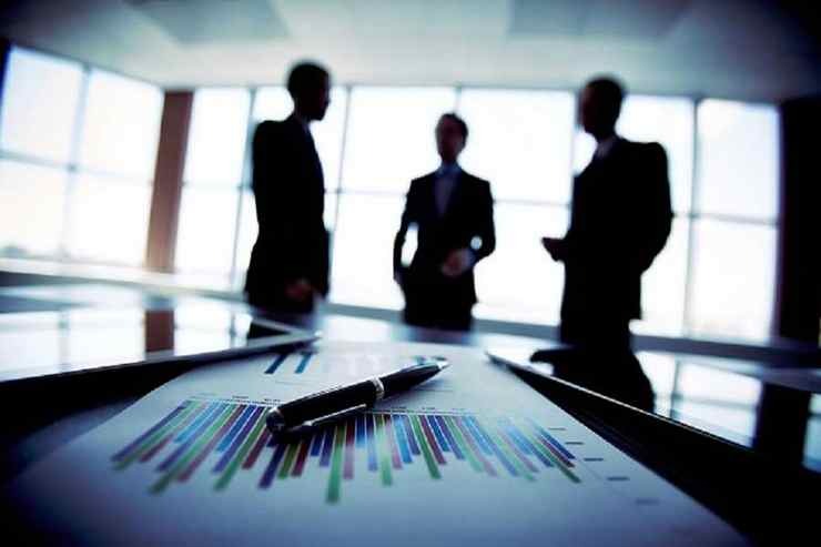 Βρετανία: Ο μισθός των διευθυντών είναι 109 φορές μεγαλύτερος από του μέσου εργαζόμενου!